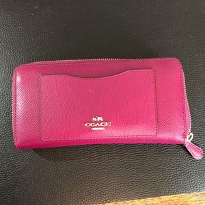 Coach Fuchsia Wallet NWOT